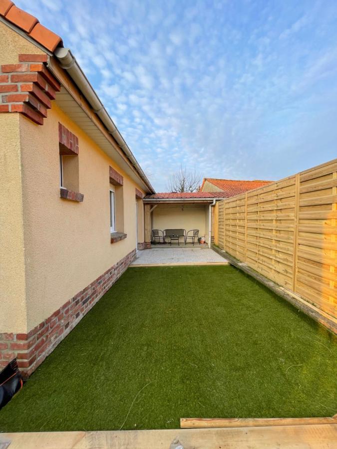 Gite A La Campagne Mais Proche De Tout Villa Moringhem Exteriör bild